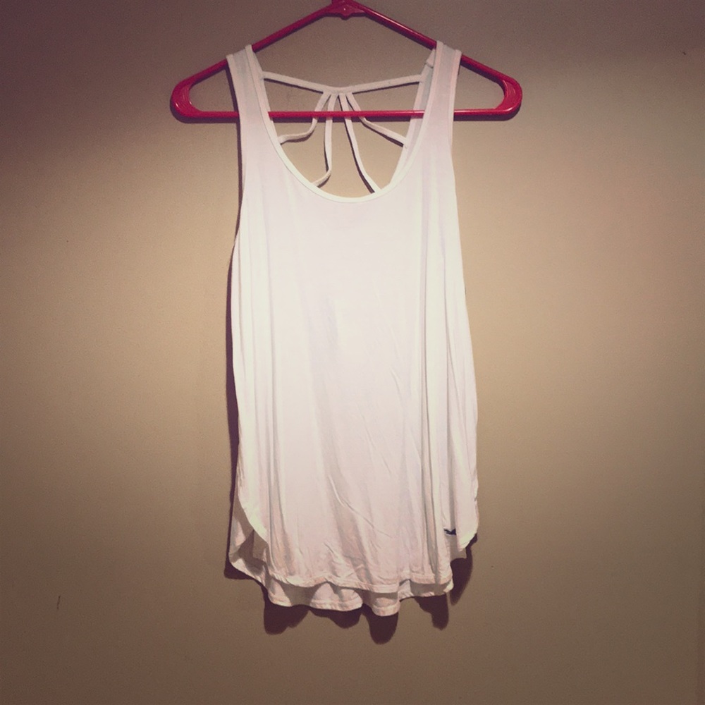 ⭐️Strappy White Hollister Tank⭐️